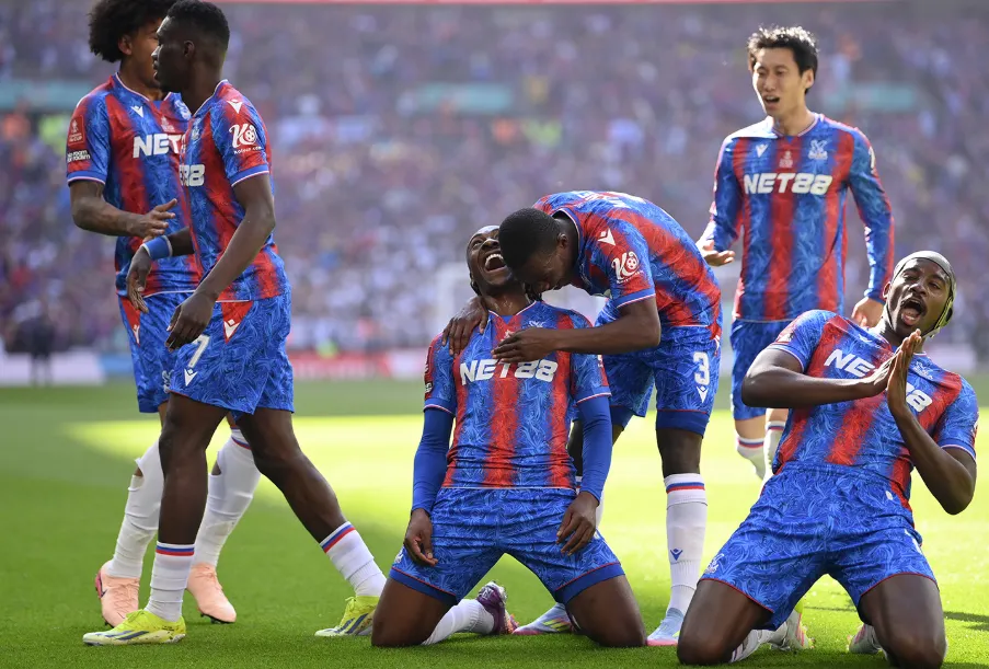 Mapping the Trophy Droughts Across English Football