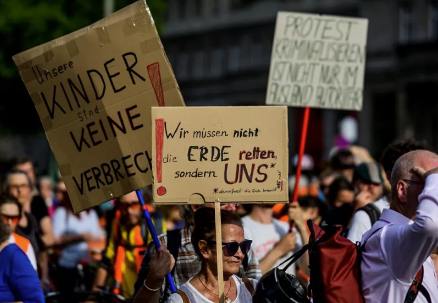 Expert Insight: Navigating the Pressure Cooker