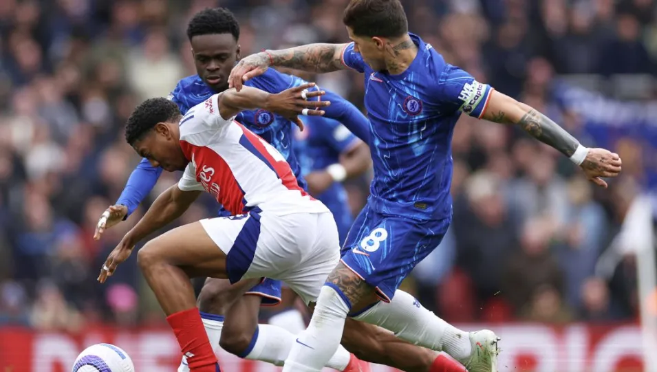 A Night of Contrasts: Arsenal's Fluency Meets Chelsea's Fragility