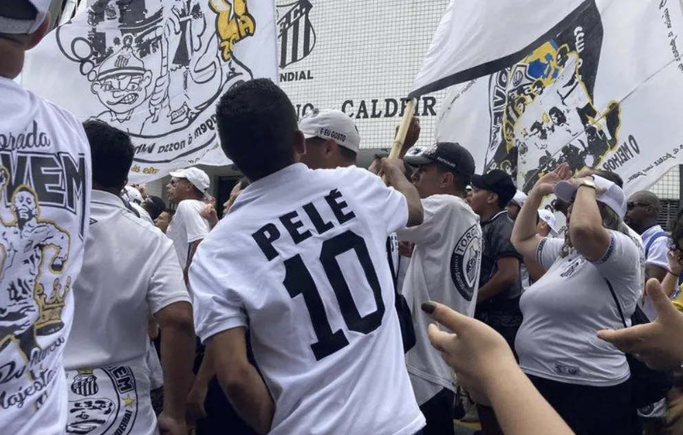 Pele